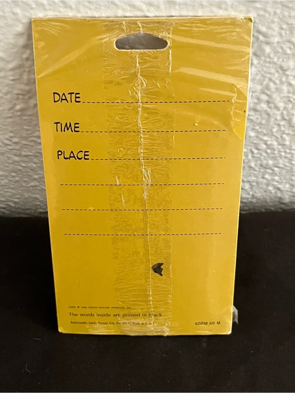 Vintage 1970’s Snoopy Party Invitations — Pink & Orange Balloon (8 Pack)